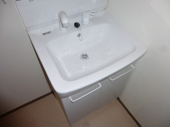 ハイカムールエレガンスの物件内観写真